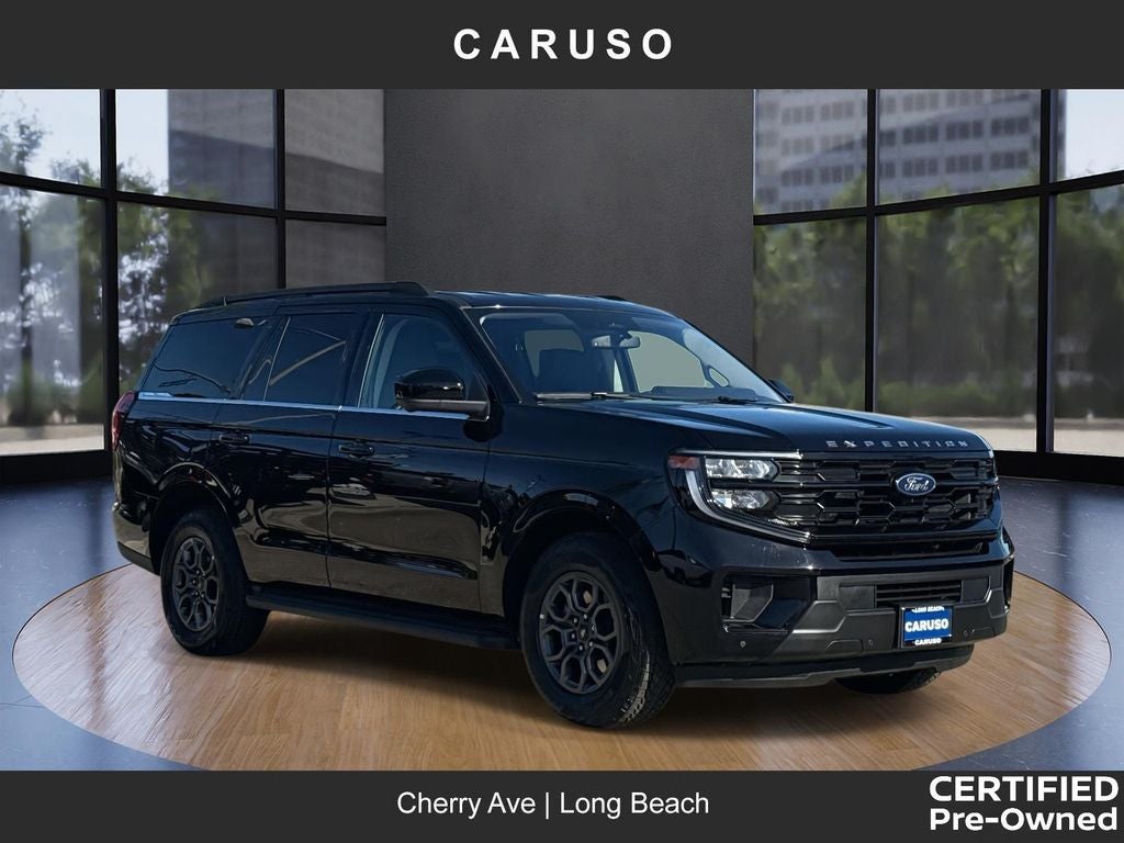 2025 Ford Expedition Active in Black Metallic — front three-quarter view