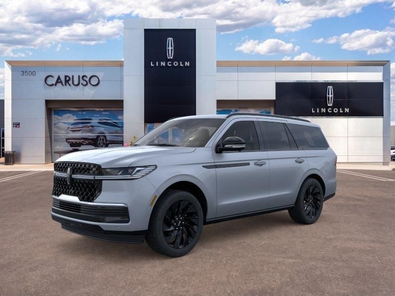 2026 Lincoln Navigator Reserve in Gray Mist — front three-quarter view