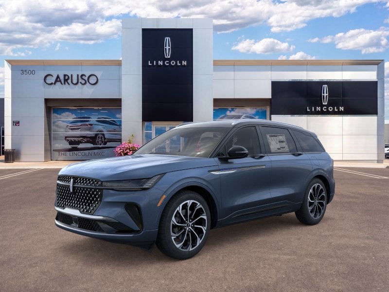 2026 Lincoln Nautilus Reserve in Whisper Blue Metallic Clearcoat — front three-quarter view